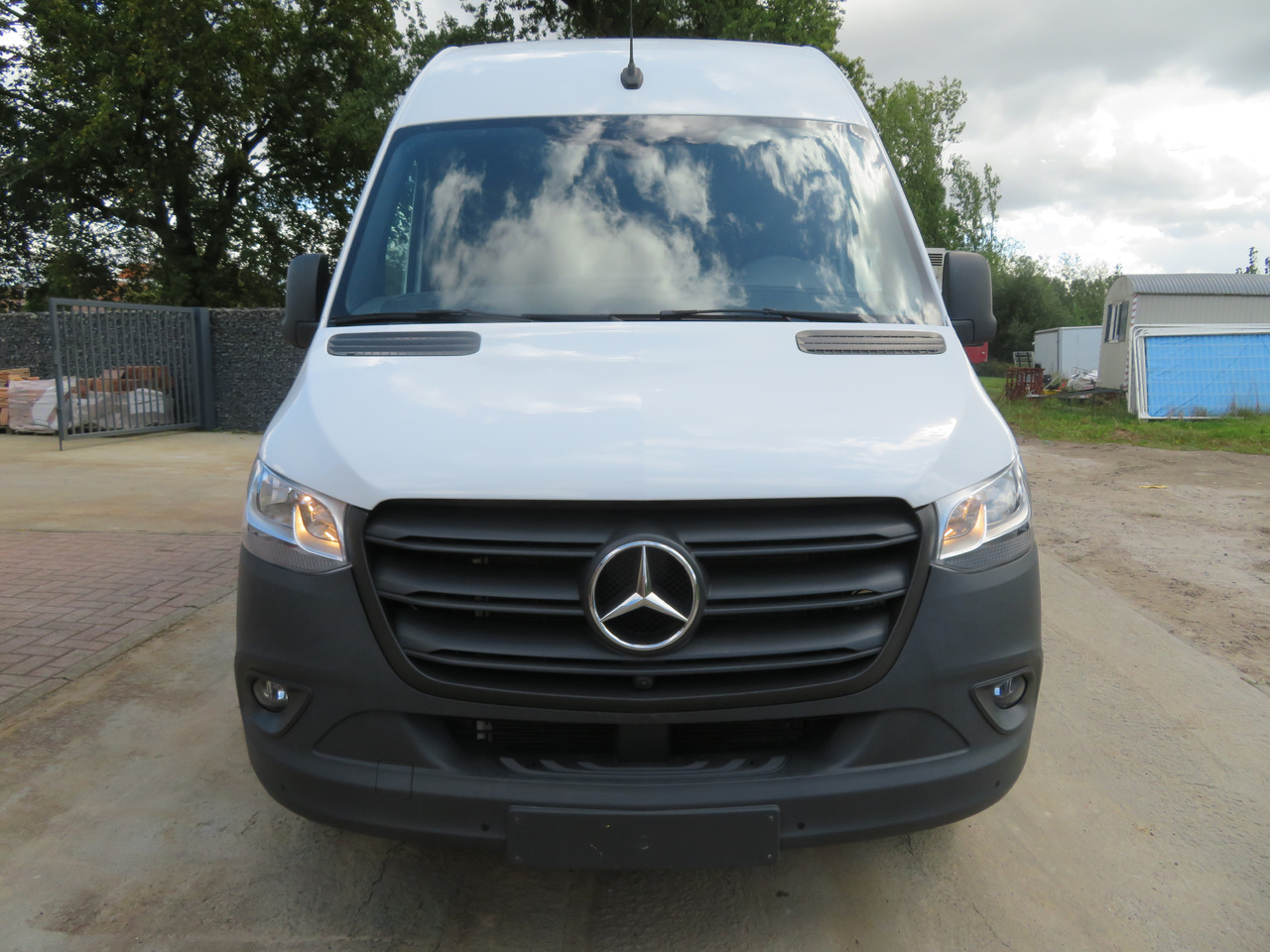 Mercedes-Benz Sprinter 317cdi - A2H2 - Van: picture 2 Mercedes-Benz Sprinter 317cdi - A2H2 - Van: picture 2