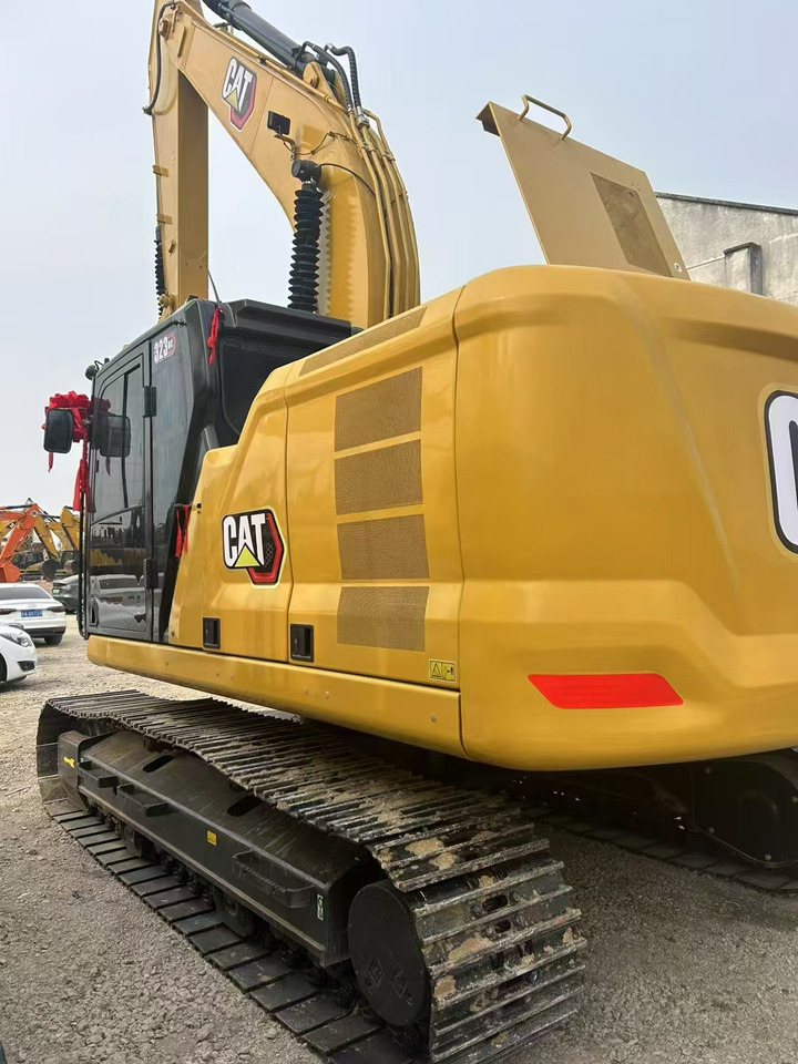 CAT 323D - Crawler excavator: picture 3 CAT 323D - Crawler excavator: picture 3