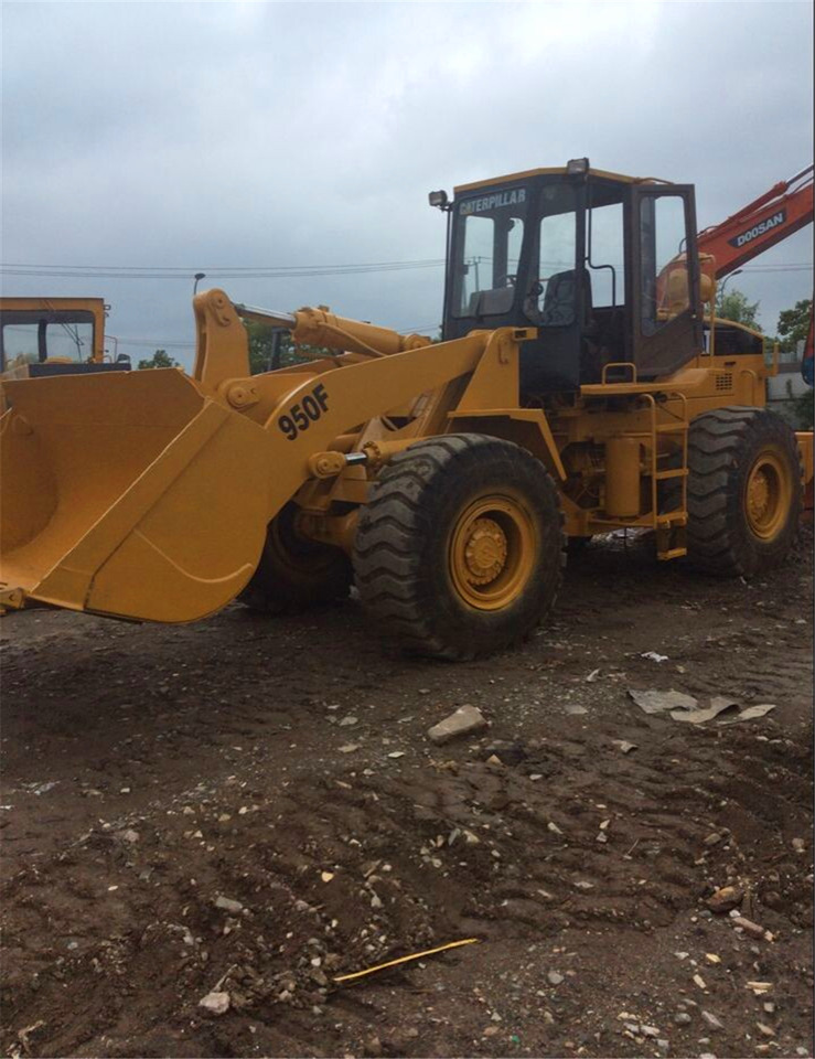 CAT Wheel Loader CAT 950F - Wheel loader: picture 2 CAT Wheel Loader CAT 950F - Wheel loader: picture 2