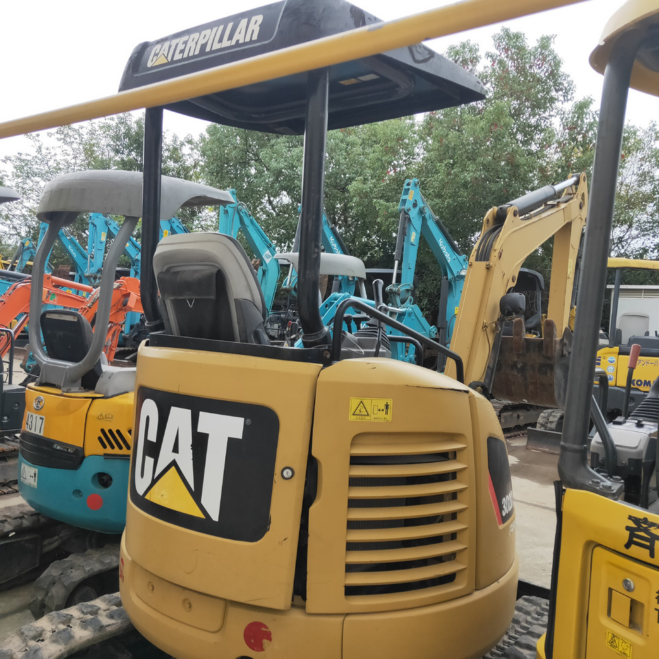 CATERPILLAR 302C - Mini excavator: picture 4 CATERPILLAR 302C - Mini excavator: picture 4