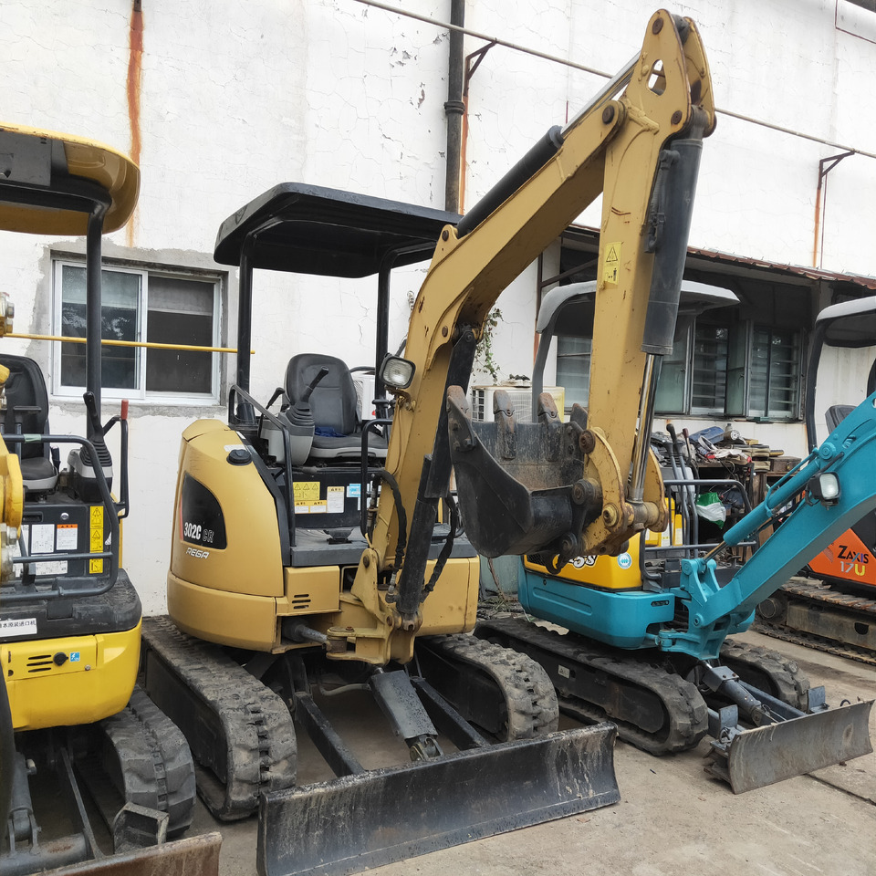 CATERPILLAR 302C - Mini excavator: picture 2 CATERPILLAR 302C - Mini excavator: picture 2