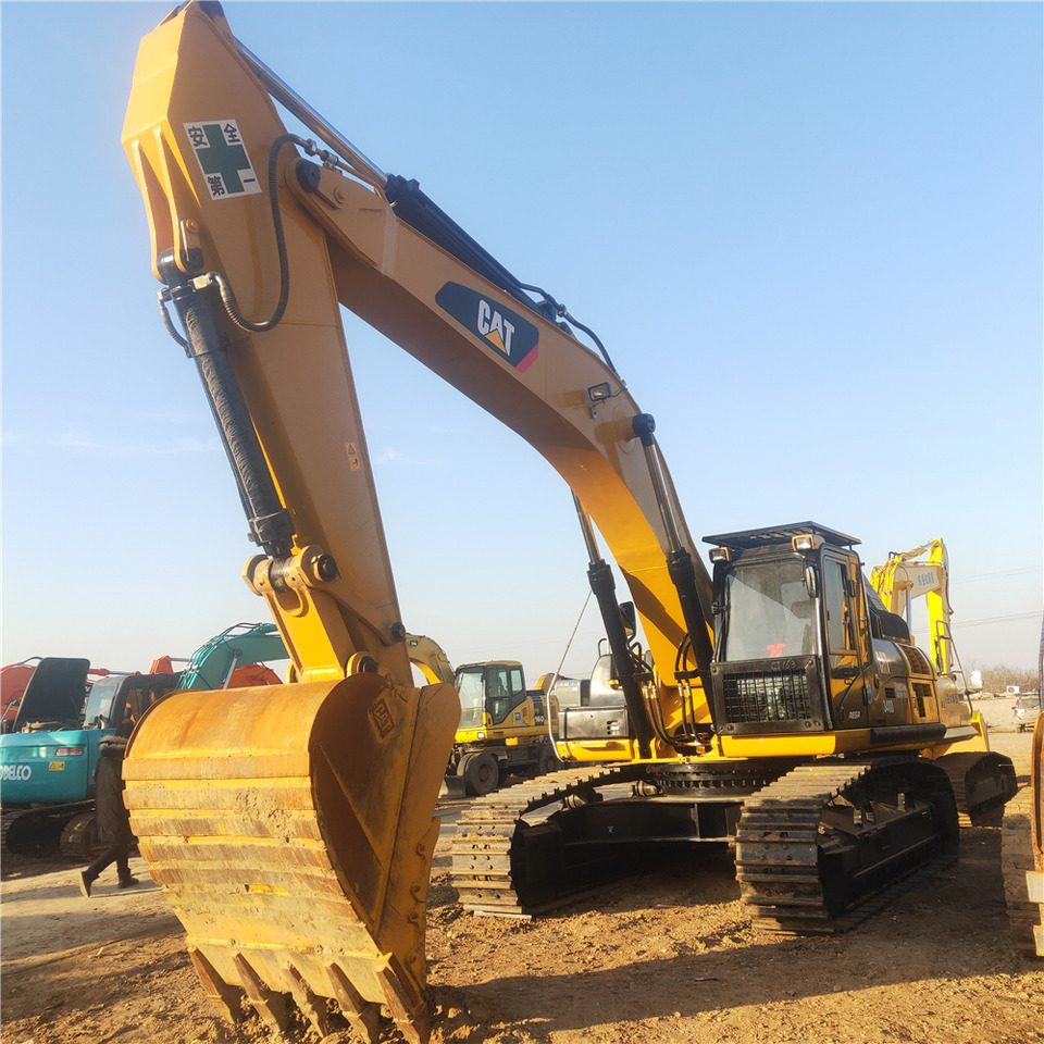 CATERPILLAR 340D2 - Crawler excavator: picture 1 CATERPILLAR 340D2 - Crawler excavator: picture 1