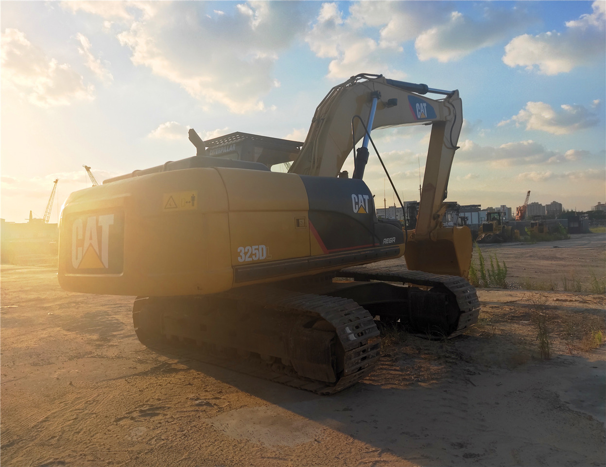 CATERPILLAR Crawler Excavator 325D Good Condition - Crawler excavator: picture 5 CATERPILLAR Crawler Excavator 325D Good Condition - Crawler excavator: picture 5