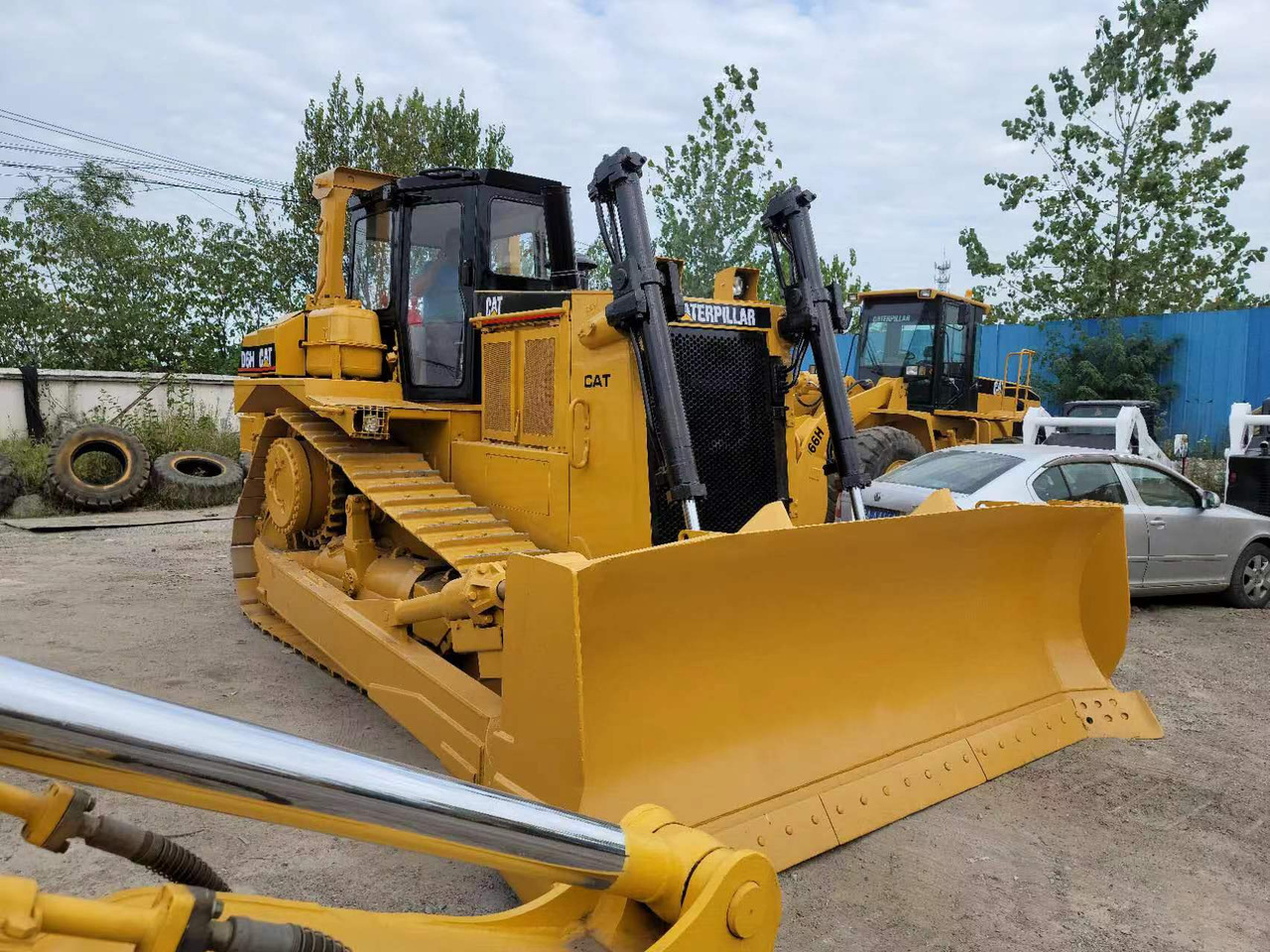 CATERPILLAR D6H - Bulldozer: picture 2 CATERPILLAR D6H - Bulldozer: picture 2