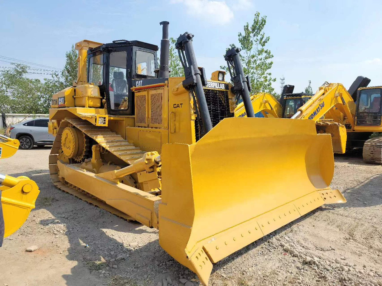 CATERPILLAR D7H - Bulldozer: picture 2 CATERPILLAR D7H - Bulldozer: picture 2