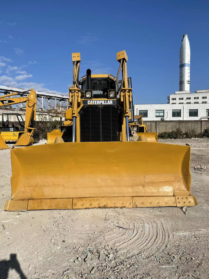 CATERPILLAR D7R - Bulldozer: picture 3 CATERPILLAR D7R - Bulldozer: picture 3
