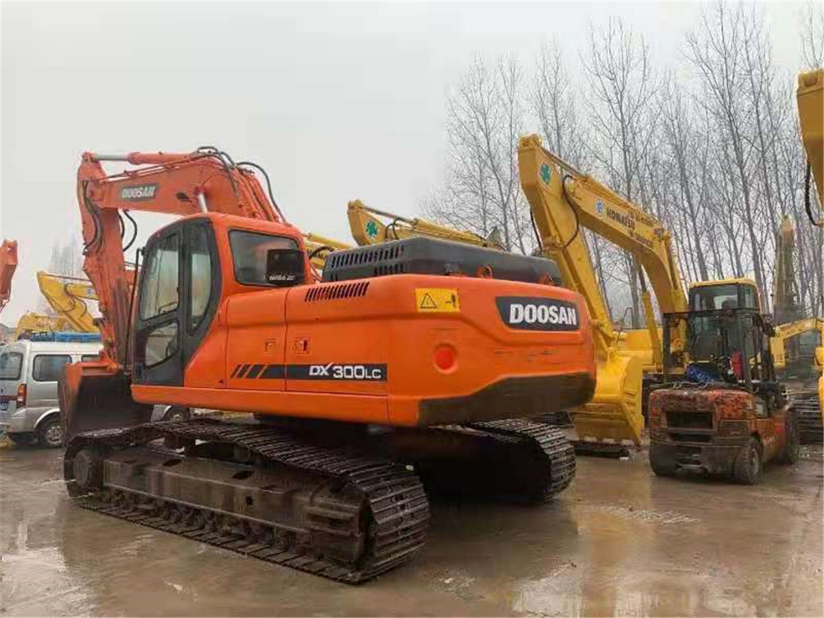 DOOSAN Excavator DX300 Click Here for Discount - Excavator: picture 4 DOOSAN Excavator DX300 Click Here for Discount - Excavator: picture 4