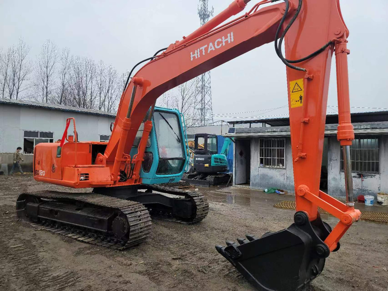 HITACHI EX120-3 - Crawler excavator: picture 3 HITACHI EX120-3 - Crawler excavator: picture 3