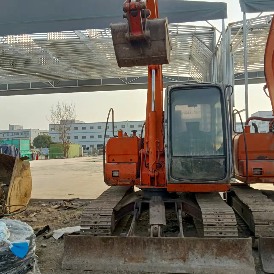 HITACHI EX60-5 - Crawler excavator: picture 3 HITACHI EX60-5 - Crawler excavator: picture 3