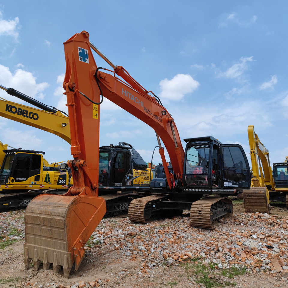 HITACHI ZX200 - Crawler excavator: picture 3 HITACHI ZX200 - Crawler excavator: picture 3