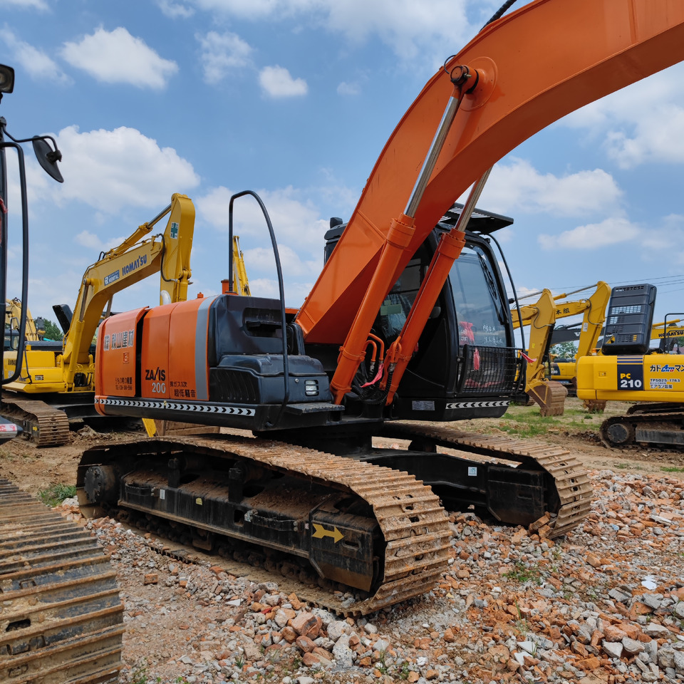 HITACHI ZX200 - Crawler excavator: picture 2 HITACHI ZX200 - Crawler excavator: picture 2