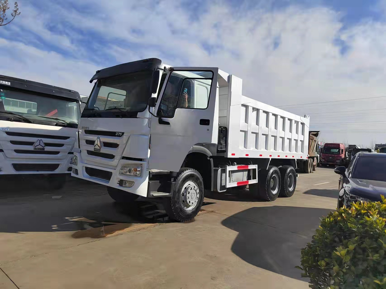 HOWO 6X4 - Tipper: picture 2 HOWO 6X4 - Tipper: picture 2
