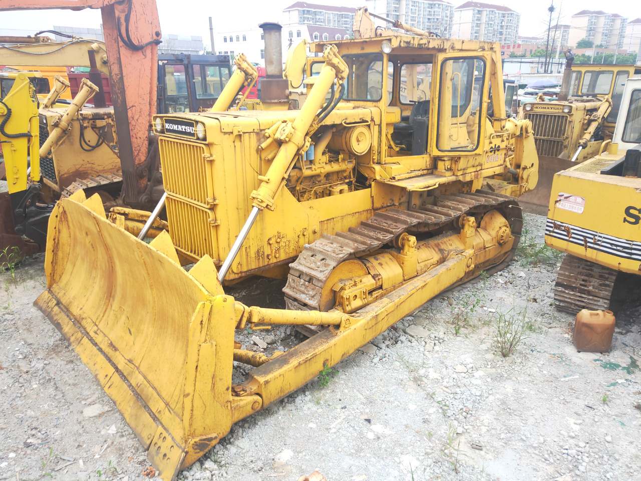 KOMATSU D155 - Bulldozer: picture 1 KOMATSU D155 - Bulldozer: picture 1