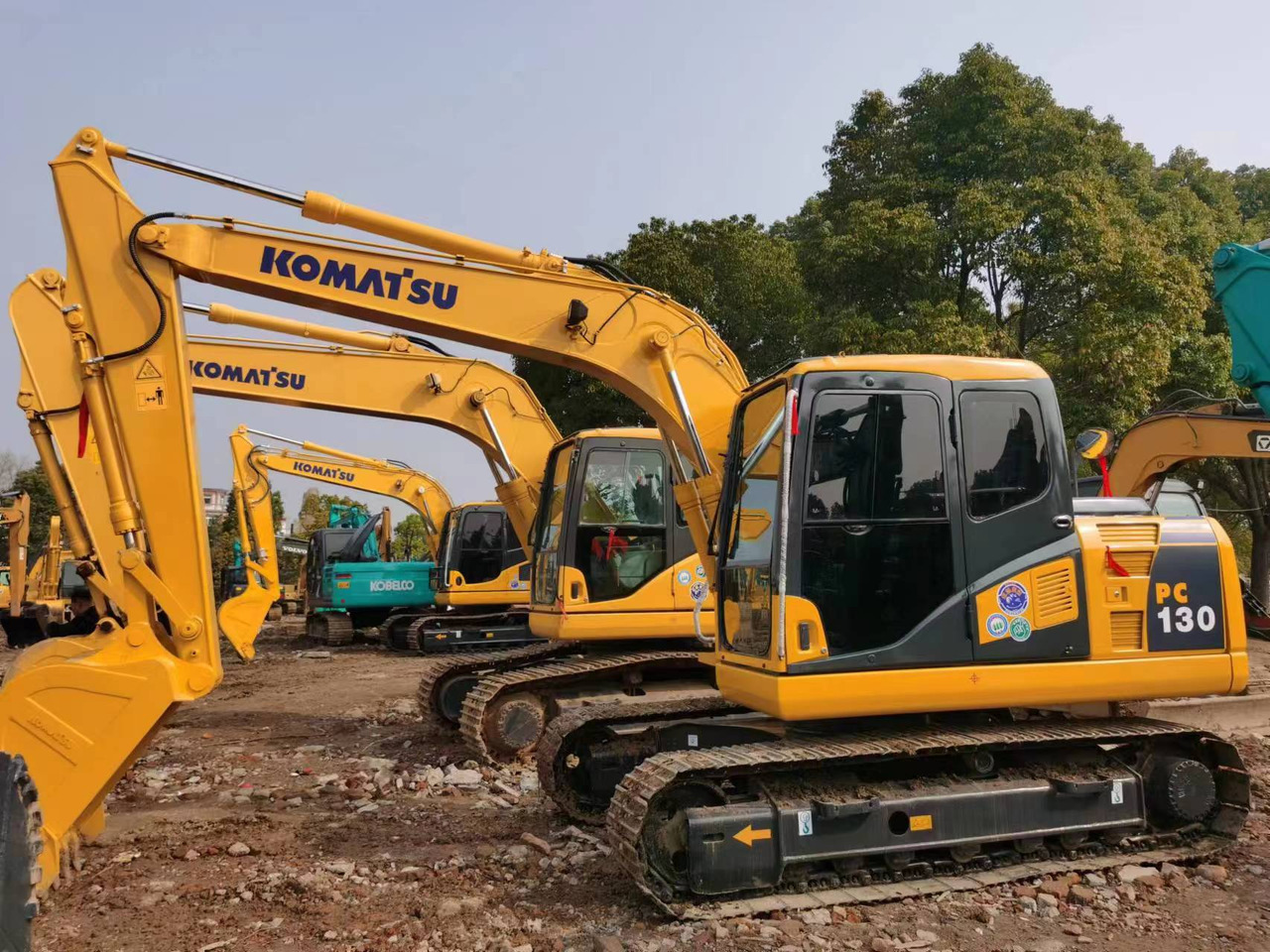 KOMATSU PC130-7 - Crawler excavator: picture 1 KOMATSU PC130-7 - Crawler excavator: picture 1