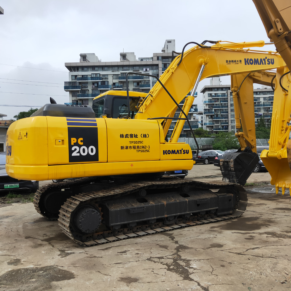 KOMATSU PC200-7 - Crawler excavator: picture 5 KOMATSU PC200-7 - Crawler excavator: picture 5