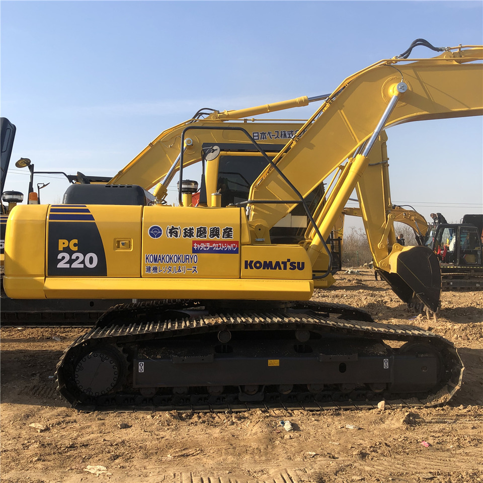 KOMATSU PC220-8 - Crawler excavator: picture 3 KOMATSU PC220-8 - Crawler excavator: picture 3