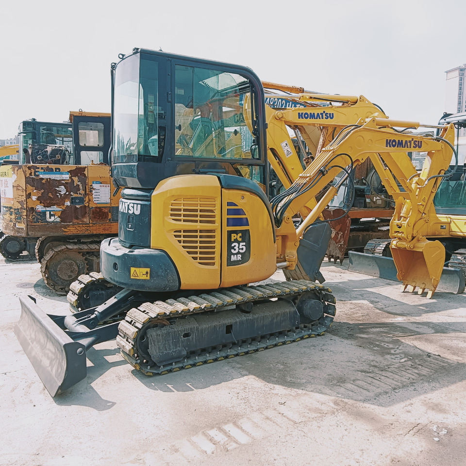 KOMATSU PC35MR - Crawler excavator: picture 3 KOMATSU PC35MR - Crawler excavator: picture 3