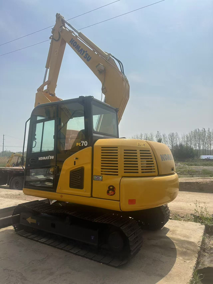 KOMATSU PC70 - Crawler excavator: picture 2 KOMATSU PC70 - Crawler excavator: picture 2