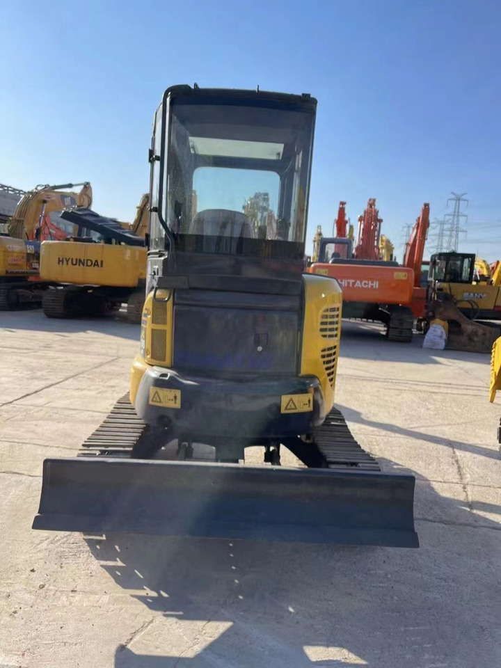 Komatsu PC35 - Crawler excavator: picture 2 Komatsu PC35 - Crawler excavator: picture 2