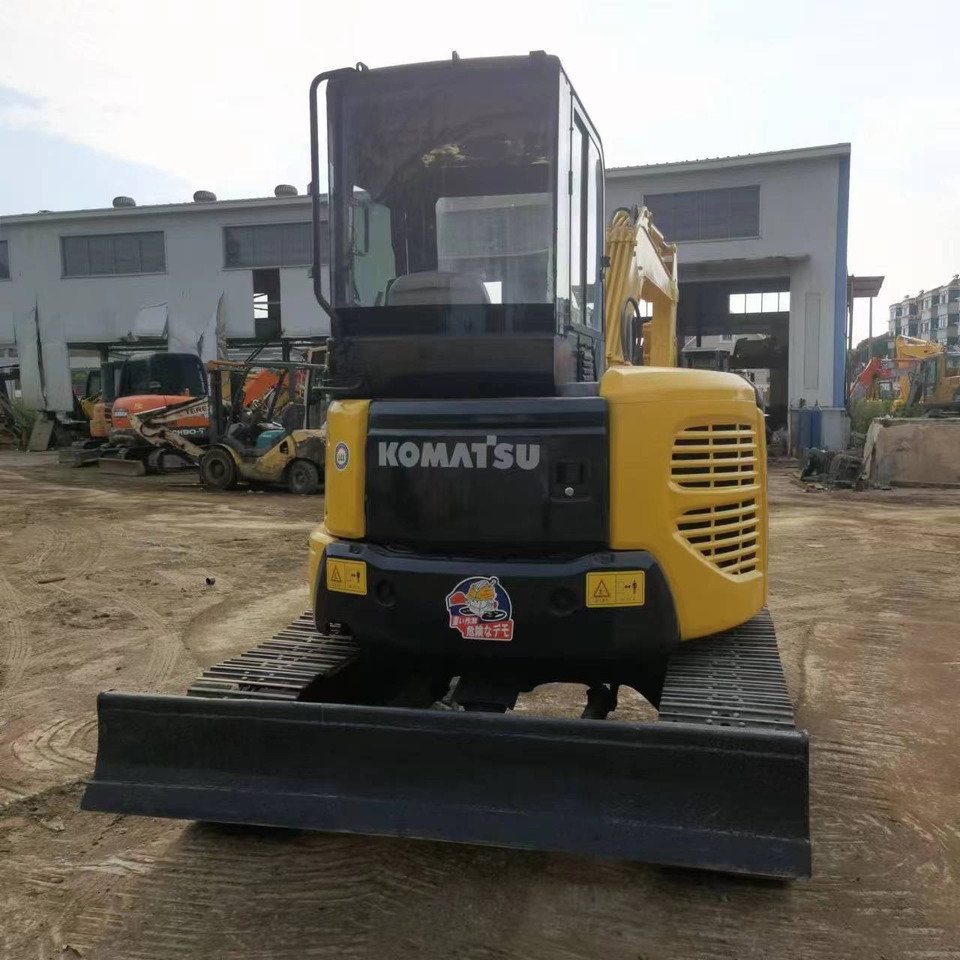 Komatsu PC50 - Crawler excavator: picture 3 Komatsu PC50 - Crawler excavator: picture 3
