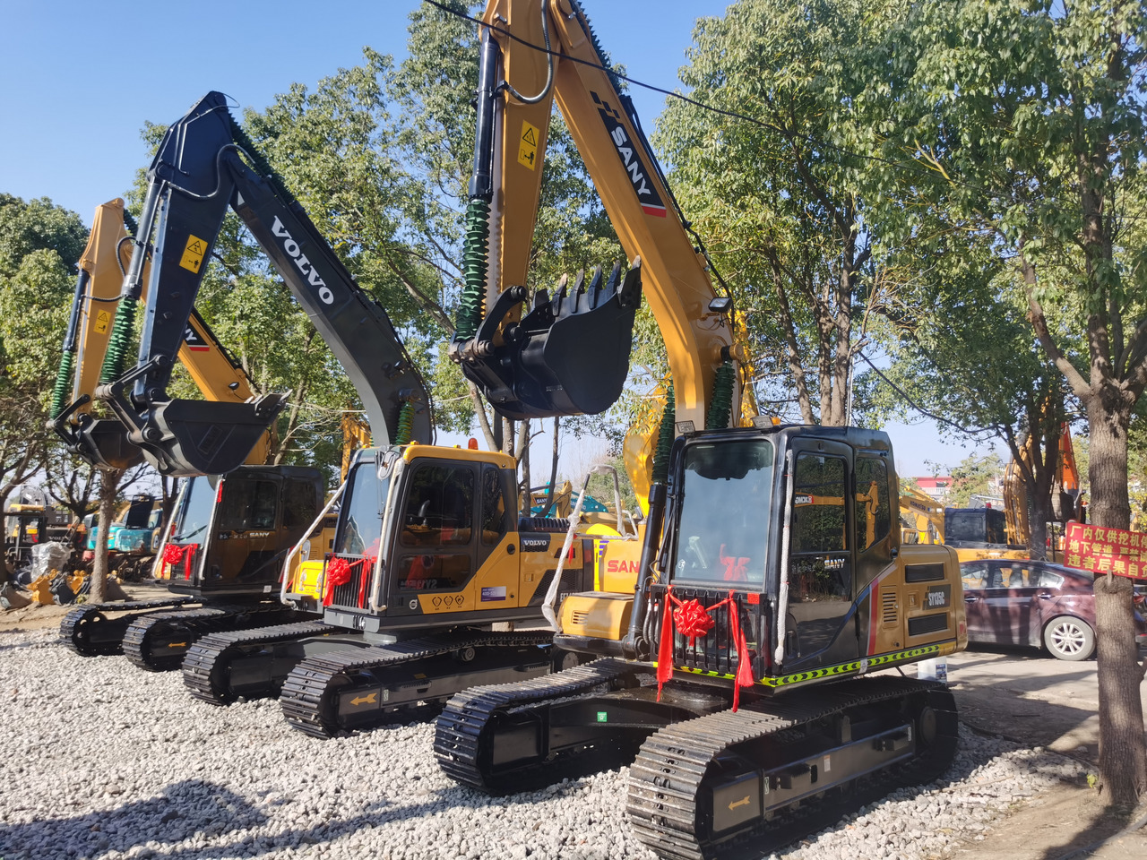 SANY SY135C - Crawler excavator: picture 4 SANY SY135C - Crawler excavator: picture 4