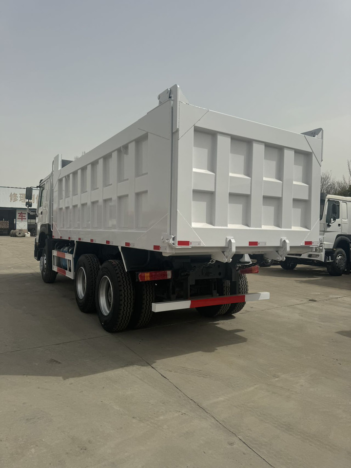 SINOTRUK HOWO 371 6X4 - Tipper: picture 4 SINOTRUK HOWO 371 6X4 - Tipper: picture 4