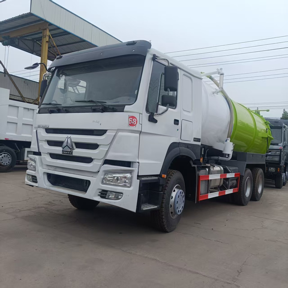 Sinotruk Howo Howo 6x4 Large Vacuum Suction Truck - Vacuum truck: picture 1 Sinotruk Howo Howo 6x4 Large Vacuum Suction Truck - Vacuum truck: picture 1