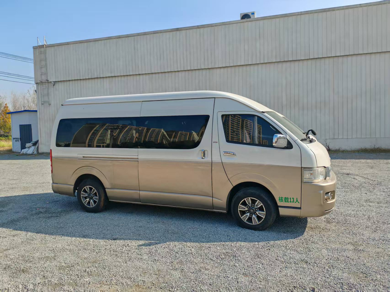 Toyota Hiace Mini Bus Click for Discount - Minibus, Passenger van: picture 4 Toyota Hiace Mini Bus Click for Discount - Minibus, Passenger van: picture 4