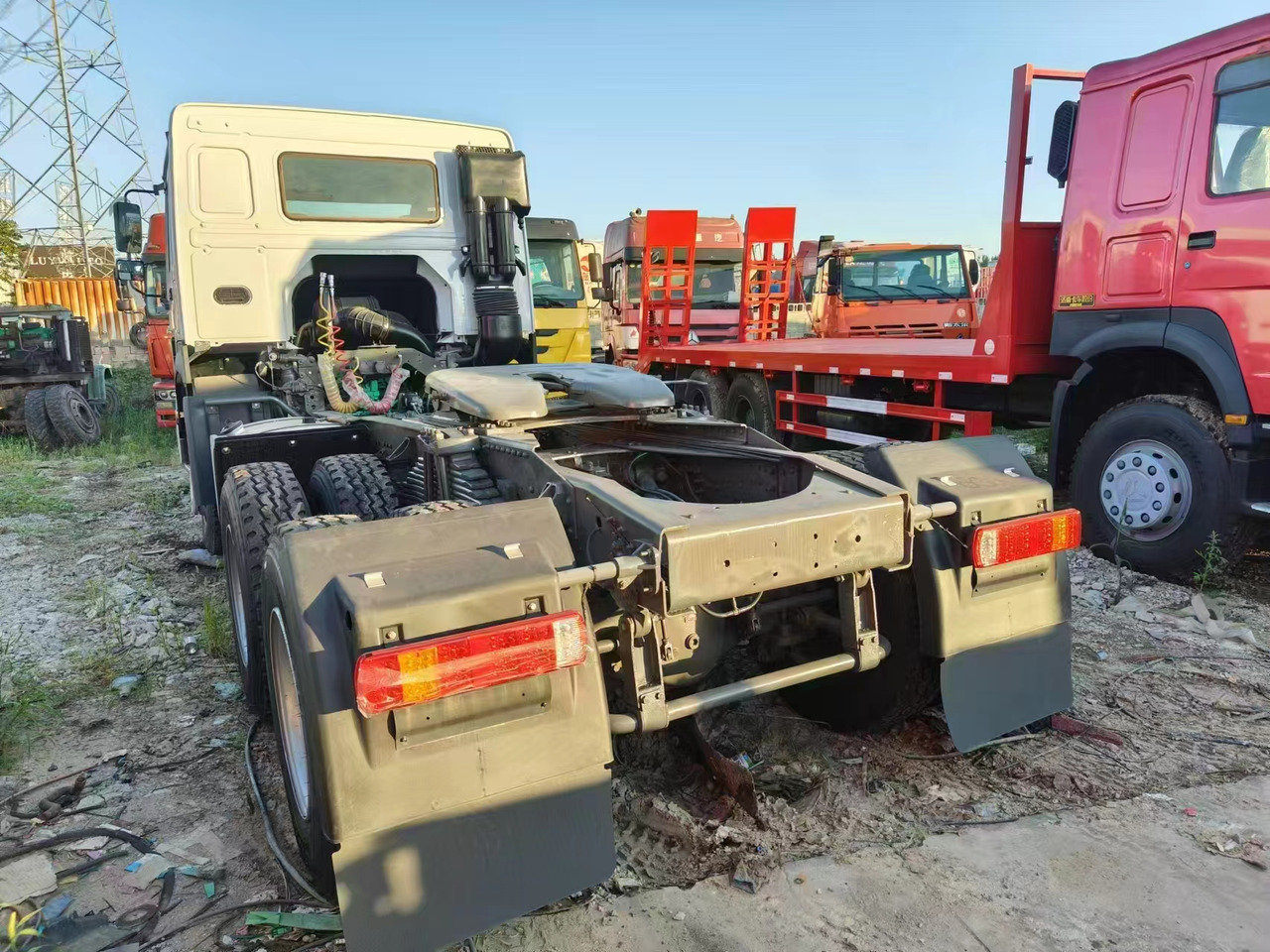 SINOTRUK HOWO 371 CLICK HERE FOR DISCOUNT - Tractor unit: picture 5 SINOTRUK HOWO 371 CLICK HERE FOR DISCOUNT - Tractor unit: picture 5
