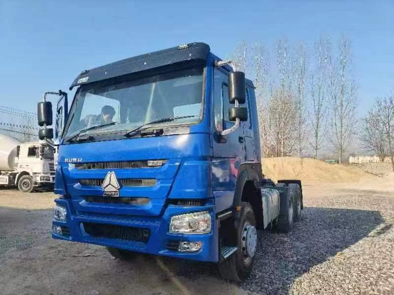 SINOTRUK HOWO 375 CLICK HERE FOR DISCOUNT - Tractor unit: picture 1 SINOTRUK HOWO 375 CLICK HERE FOR DISCOUNT - Tractor unit: picture 1