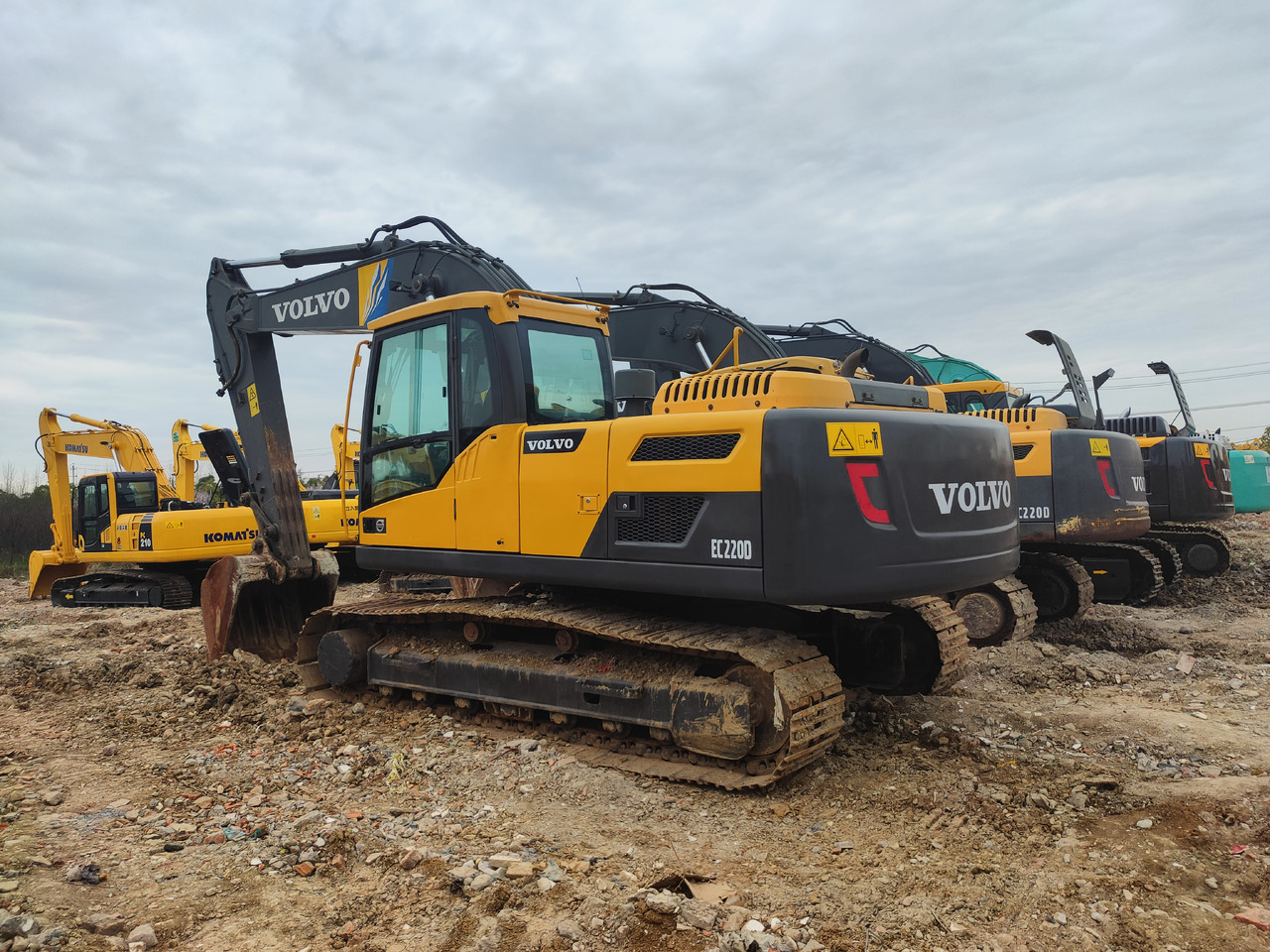 VOLVO EC220D - Crawler excavator: picture 4 VOLVO EC220D - Crawler excavator: picture 4