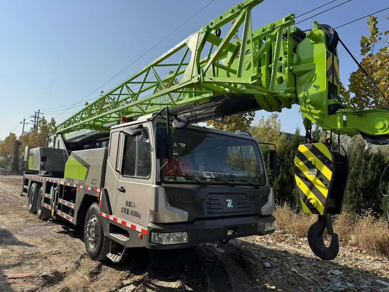 ZOOMLION Crane ZTC300V 30Ton - Crane: picture 1 ZOOMLION Crane ZTC300V 30Ton - Crane: picture 1