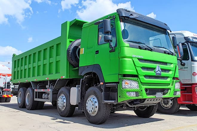 SINOTRUK Sinotruk Howo 8x4 Dump Truck for Sale Near Me in Ghana - Tipper: picture 1 SINOTRUK Sinotruk Howo 8x4 Dump Truck for Sale Near Me in Ghana - Tipper: picture 1