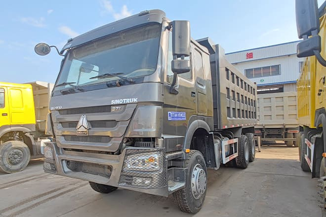 SINOTRUK Used Howo 10 Wheeler Tipper Truck Price for Sale in Nigeria - Tipper: picture 1 SINOTRUK Used Howo 10 Wheeler Tipper Truck Price for Sale in Nigeria - Tipper: picture 1