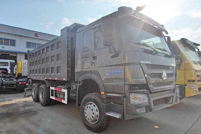 SINOTRUK Used Howo 10 Wheeler Tipper Truck Price for Sale in Nigeria - Tipper: picture 2 SINOTRUK Used Howo 10 Wheeler Tipper Truck Price for Sale in Nigeria - Tipper: picture 2
