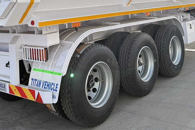 TITAN 3 Axle Tipper Trailer for Sale in Tanzania - Tipper semi-trailer: picture 4 TITAN 3 Axle Tipper Trailer for Sale in Tanzania - Tipper semi-trailer: picture 4