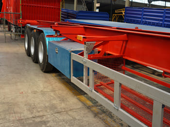 TITAN 40 ft Container Trailer for Sale in Namibia - Chassis semi-trailer: picture 5 TITAN 40 ft Container Trailer for Sale in Namibia - Chassis semi-trailer: picture 5