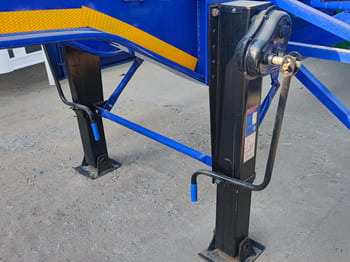 TITAN 40ft Container Trailer for Sale in Mali - Chassis semi-trailer: picture 5 TITAN 40ft Container Trailer for Sale in Mali - Chassis semi-trailer: picture 5