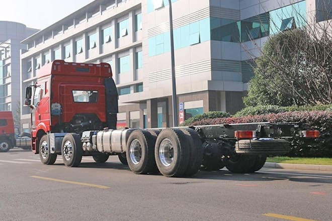 FAW Faw J6P 420 Truck New Model for Sale in Ghana - Tractor unit: picture 3 FAW Faw J6P 420 Truck New Model for Sale in Ghana - Tractor unit: picture 3