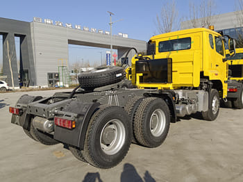 SINOTRUK Sino Howo Truck for Sale in Philippine - Tractor unit: picture 2 SINOTRUK Sino Howo Truck for Sale in Philippine - Tractor unit: picture 2