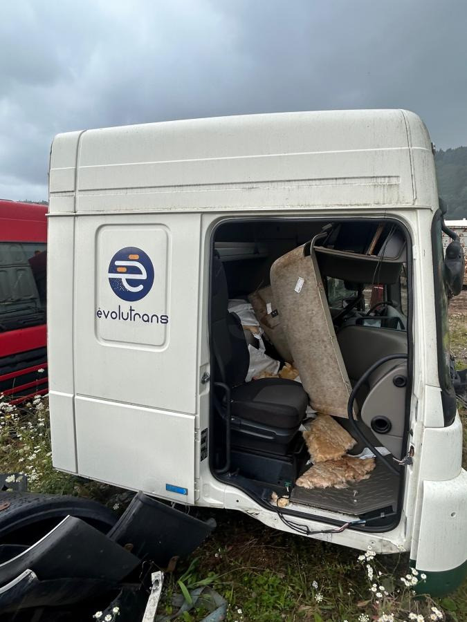 DAF XF105-460 Blanche - Cab for Truck: picture 5 DAF XF105-460 Blanche - Cab for Truck: picture 5