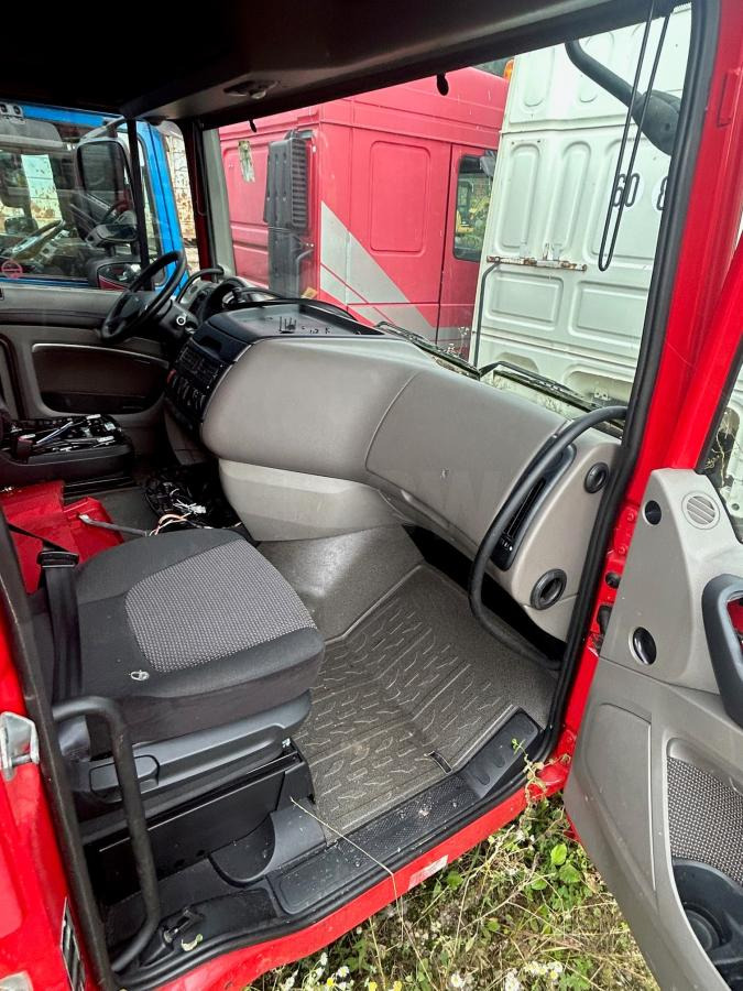 DAF XF105-460 Rouge - Cab for Truck: picture 2 DAF XF105-460 Rouge - Cab for Truck: picture 2