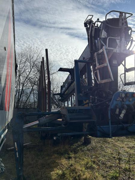 Diebolt grue avec grappin rotatif - Log semi-trailer: picture 2 Diebolt grue avec grappin rotatif - Log semi-trailer: picture 2