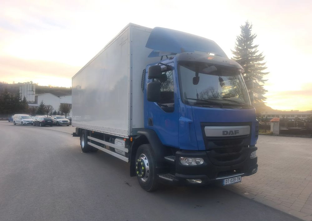 DAF LF 18.320 Kontener 20 palet - Box truck: picture 2 DAF LF 18.320 Kontener 20 palet - Box truck: picture 2