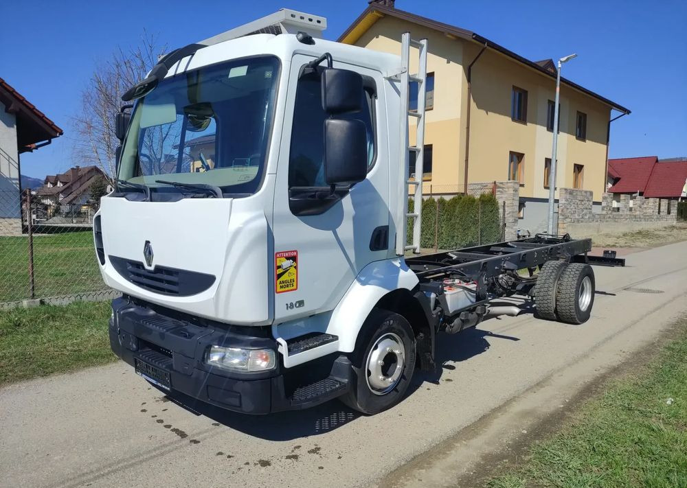 Renault Gama Midlum DXI 12.180 rama do zabudowy - Cab chassis truck: picture 1 Renault Gama Midlum DXI 12.180 rama do zabudowy - Cab chassis truck: picture 1