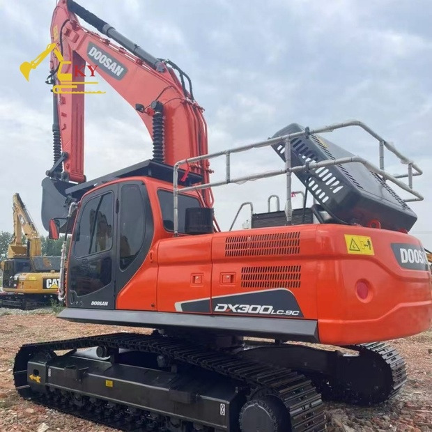 2023 Doosan DX300 - Crawler excavator: picture 1 2023 Doosan DX300 - Crawler excavator: picture 1