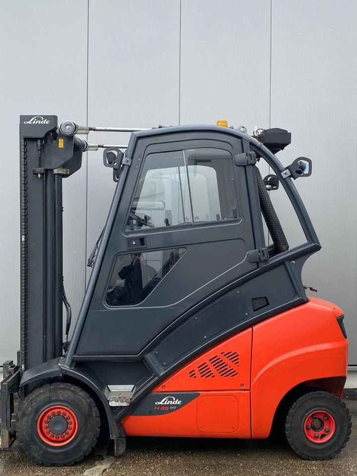 Linde Linde H 35 T - 6.012 h - Seitenschieber - - LPG forklift: picture 2 Linde Linde H 35 T - 6.012 h - Seitenschieber - - LPG forklift: picture 2