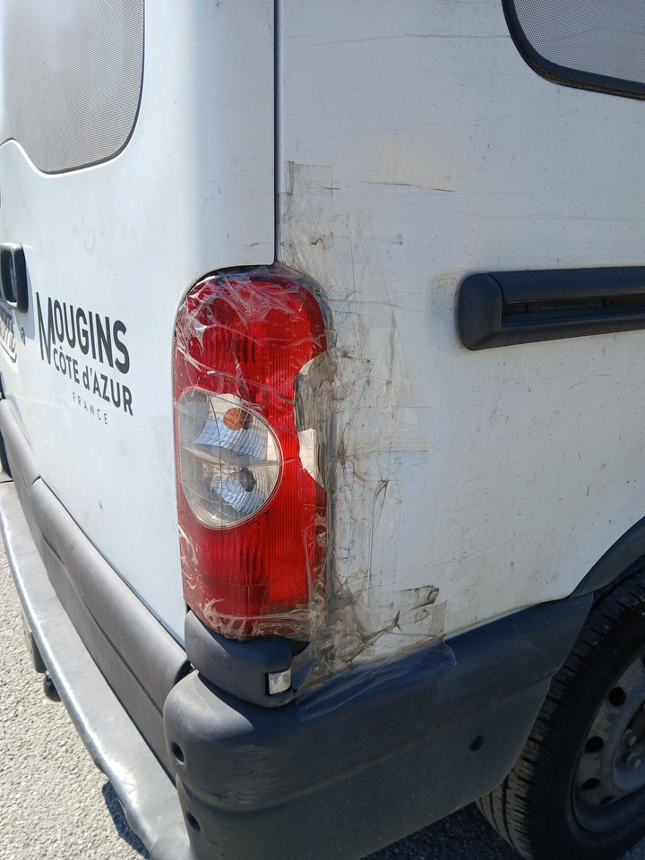 FOURGON RENAULT MASTER NON ROULANT . - Panel van: picture 5 FOURGON RENAULT MASTER NON ROULANT . - Panel van: picture 5