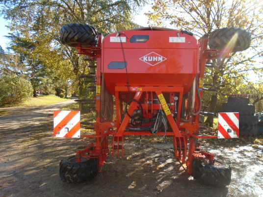 Kuhn MEGANT 500 - Combine seed drill: picture 1 Kuhn MEGANT 500 - Combine seed drill: picture 1