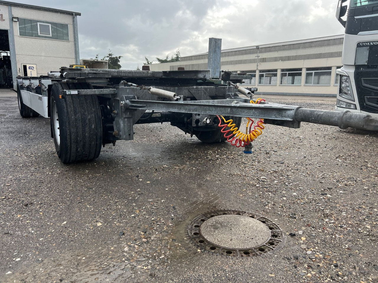 WEBTRAILER WF-Vermietung möglich Wechselanhänger 1020/1320 WEB-Trailer WF-Vermietung möglich Wechselanhänger 1020/1320 - Container transporter/ Swap body trailer: picture 5 WEBTRAILER WF-Vermietung möglich Wechselanhänger 1020/1320 WEB-Trailer WF-Vermietung möglich Wechselanhänger 1020/1320 - Container transporter/ Swap body trailer: picture 5